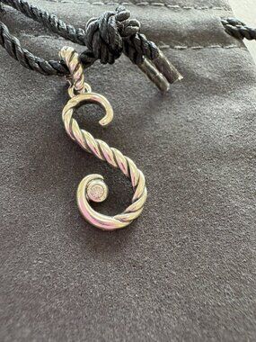 David Yurman Initial “S” Charm w/Diamond in Sterling Silver + DY Pouch Very Nice